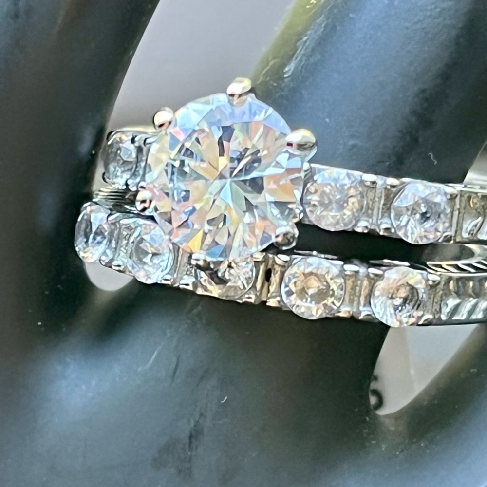 💎ONE LEFT sz 8💎Engagement Ring 3.35 TCW Middle Stone & Matching Wedding Band - Picture 6 of 10